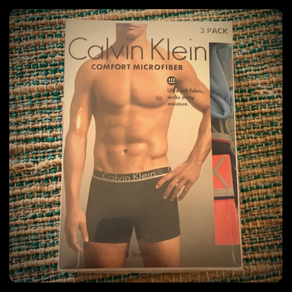 Calvin Klein briefs Medium- new